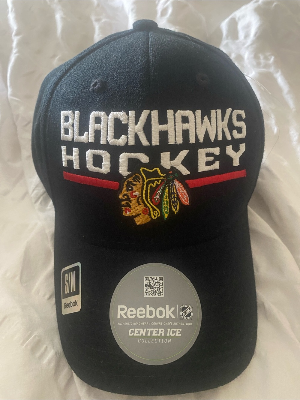 Reebok Black Blackhawks Hockey Cap with Team Crest